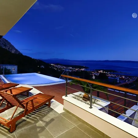View A Luxury In Makarska, Heated Private Pool, Jacuzzi, Gym Villa Makarska