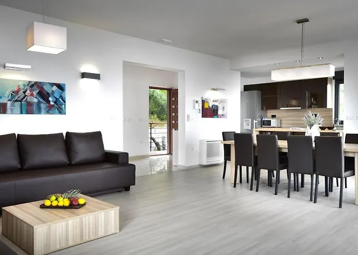 View A Luxury In Makarska, Heated Private Pool, Jacuzzi, Gym *