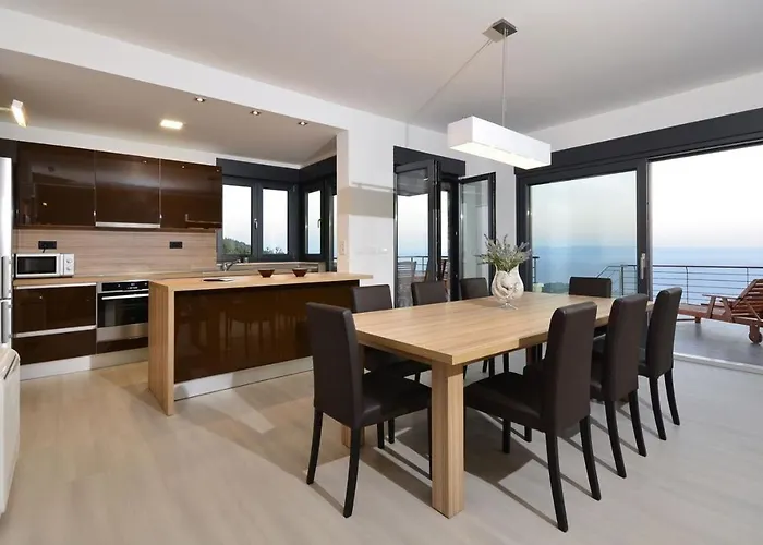 View A Luxury In Makarska, Heated Private Pool, Jacuzzi, Gym Макарська