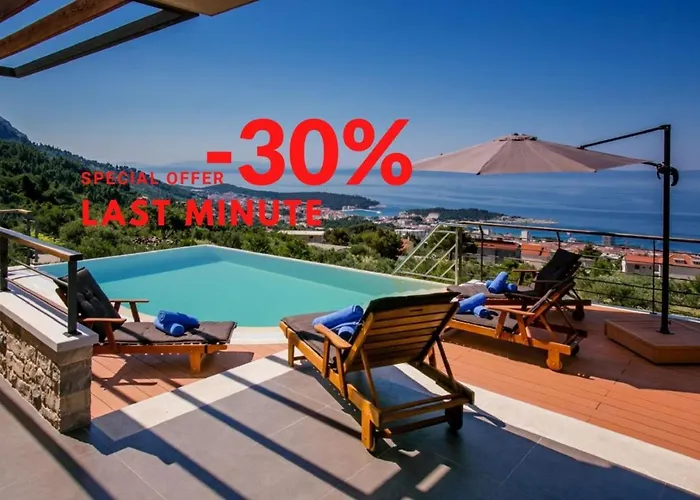 View A Luxury In Makarska, Heated Private Pool, Jacuzzi, Gym וילה