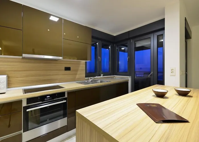 View A Luxury In Makarska, Heated Private Pool, Jacuzzi, Gym *